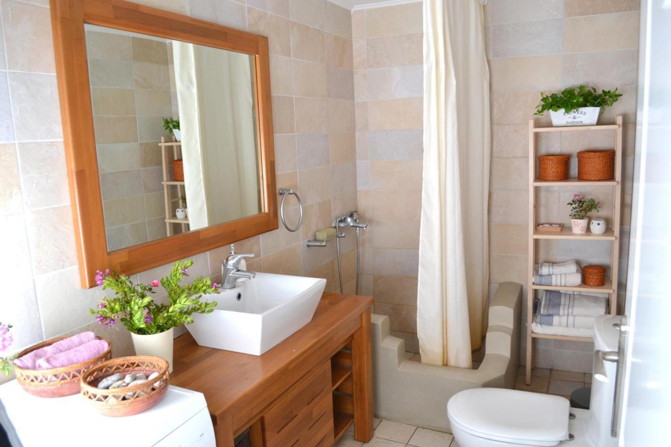 Corinthian Sun - Vacation Home Bagian luar foto